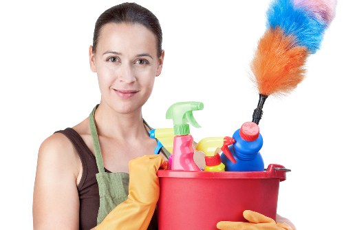 Professional end of tenancy cleaning for a flat in Uxbridge